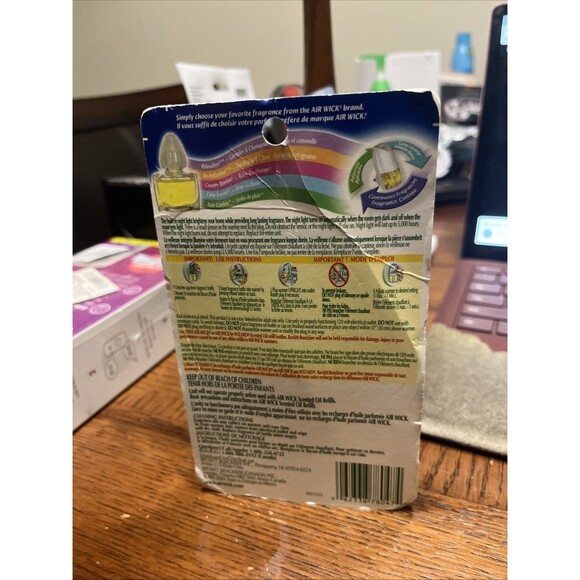 Air Wick Night Light Scented Oil Air Freshener - Picture 2 of 2